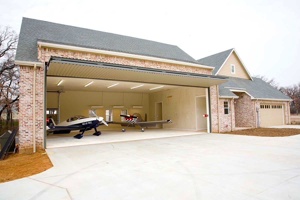 hidden-valley-airpark-house-greencraft-builders